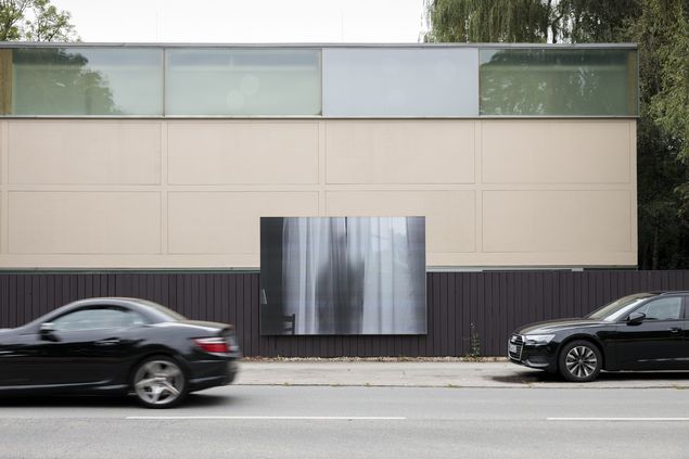 Billboard in front of the exhibition building with Black-and-white photograph, the shadow of a person standing behind a curtain, Felix Gonzalez-Torres, Sammlung Goetz, Munich